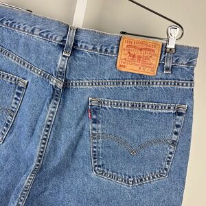 Vintage Y2K Levi's 505 Regular Fit Denim Jean Shorts Mens 42 Dad Jorts Classic